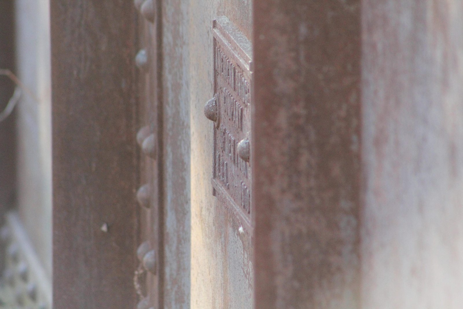 Plaque
